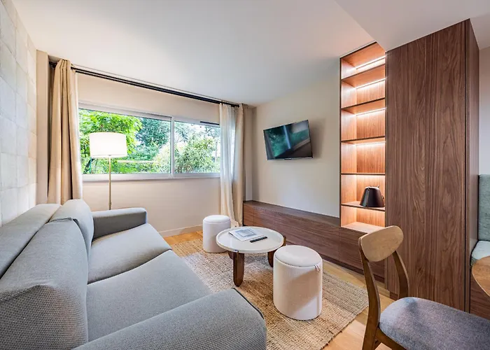 Lovelyappartment-oldmontmartre * パリ